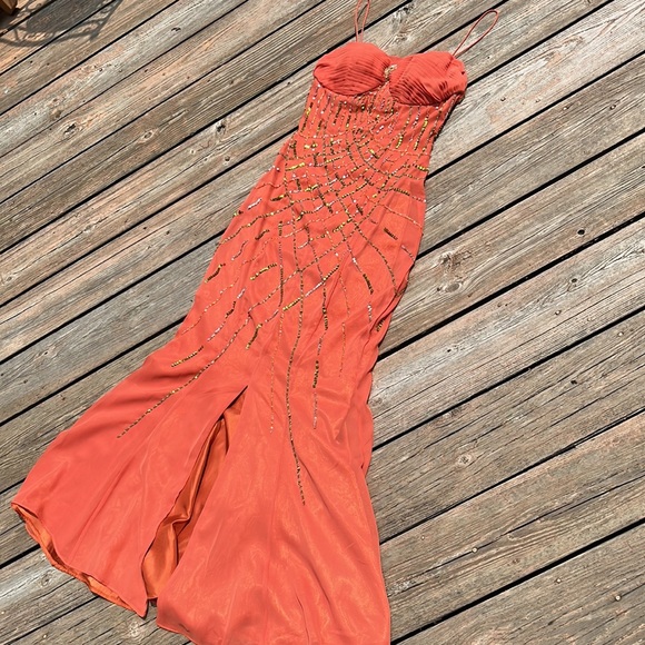 Orange gown with sequins S - Picture 2 of 9